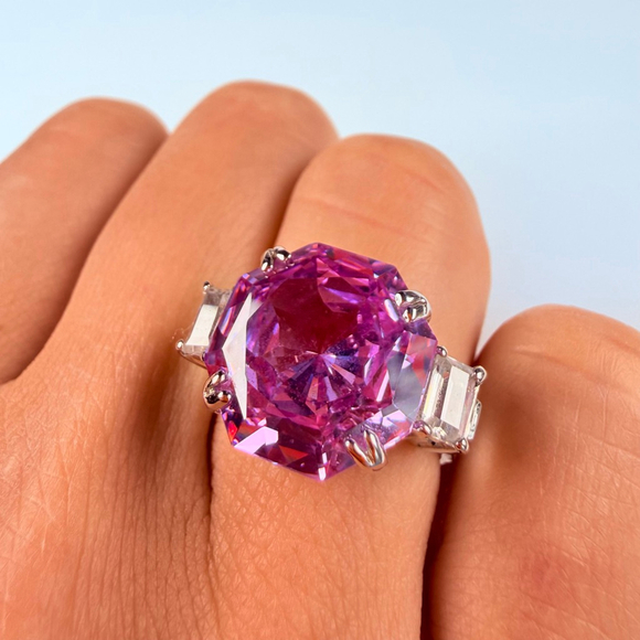 Amethyst Purple 13.5 CT Cubic Zirconia Grand Sterling Silver 925 Vintage Ring - Picture 5 of 12